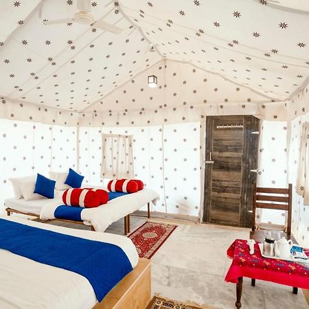 Kai Kabila Desert Camp Sām Exteriör bild