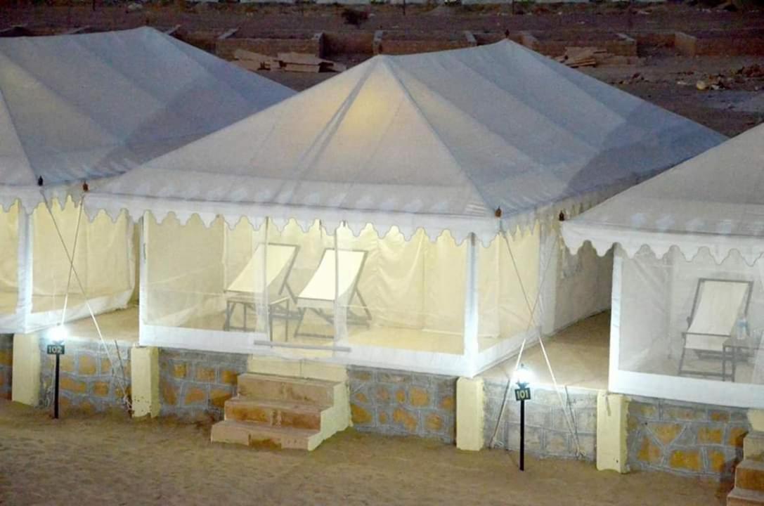 Kai Kabila Desert Camp Sām Exteriör bild